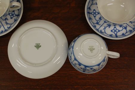 (n-6283/2) Bavaria Winterling Schwarzenbach, õlelillemustriga teetassid-taldrikud, 5tk