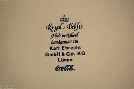 (n-6314) Royal Delfts käsitsimaalitud vaagen "Coca-Cola"