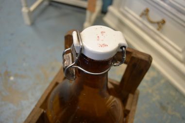 (n-6337) Suur kastiga pudel Sellfrid Johansson