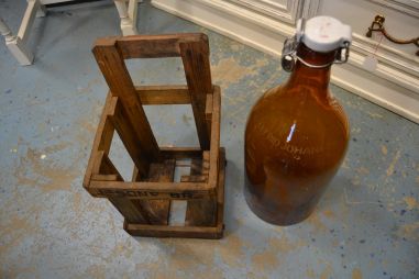 (n-6337) Suur kastiga pudel Sellfrid Johansson