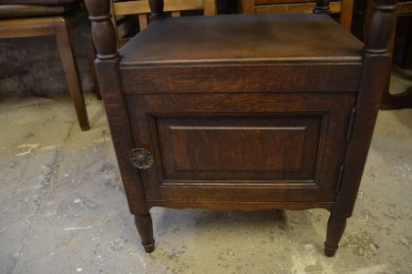 (n-6348) Väiksem kummut, öökapp (n-6348) Väiksem kummut, öökapp