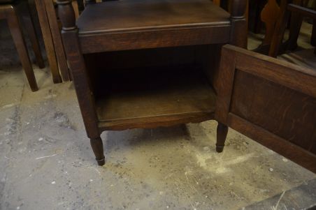 (n-6348) Väiksem kummut, öökapp (n-6348) Väiksem kummut, öökapp