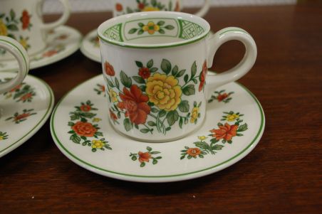 (n-6355/2) Villeroy & Boch, Summerday kohvitassid-taldrikud, 4tk