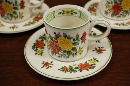 (n-6355/3) Villeroy & Boch, Summerday kohvitassid-taldrikud, 3tk