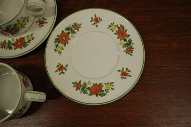 (n-6355/7) Villeroy & Boch, Summerday kohvitassid-taldrikud, 2tk