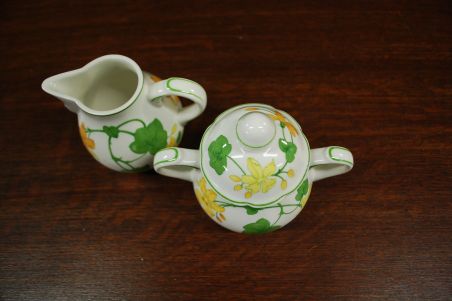 (n-6360/4) Villeroy & Boch Geranium koorekann ja suhkrutoos