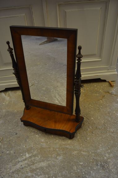 (n-6370) Lauapealne kallutatav peegel