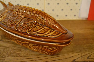 (L-524) Kalakujuline keraamiline nõu