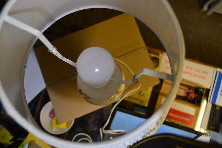 (n-6401) Lindudega laualamp