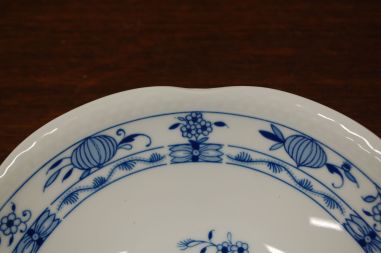 (n-6438/2) Volkstedt, Pastorale, sibulamustriga kauss