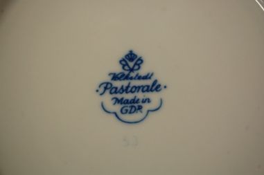 (n-6438/4) Volkstedt, Pastorale, sibulamustriga puljongitassid-taldrikud, 5tk