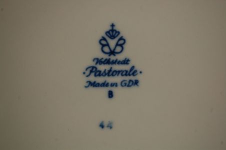 (n-6438/7) Volkstedt, Pastorale, sibulamustriga salatitaldrikud, 5tk