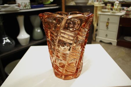 (n-6439) Roosa klaasvaas (n-6439) Roosa klaasvaas