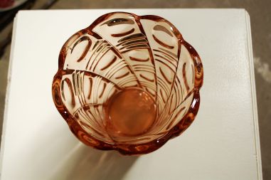 (n-6439) Roosa klaasvaas