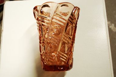 (n-6439) Roosa klaasvaas