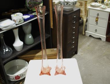 (n-6441) Kõrged roosad klaasvaasid, 2tk