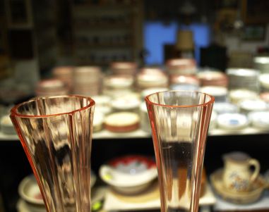 (n-6441) Kõrged roosad klaasvaasid, 2tk