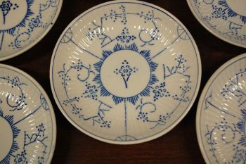 (n-6447/4) Boch Freres La Louviere, copenhageni mustriga taldrikud, 8tk 2