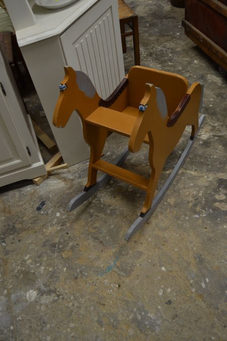 (L-538) Laste kiikhobu (L-538) Laste kiikhobu