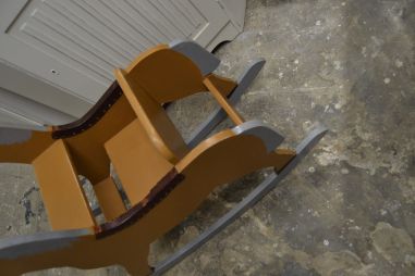 (L-538) Laste kiikhobu