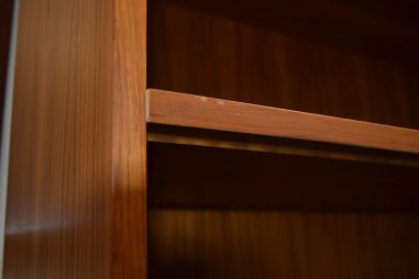 (L-545) Retro raamaturiiul