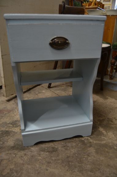 (L-552) Helesinine riiuliga kapike