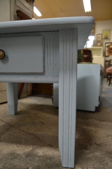 (L-554) Helesinine sahtliga laud