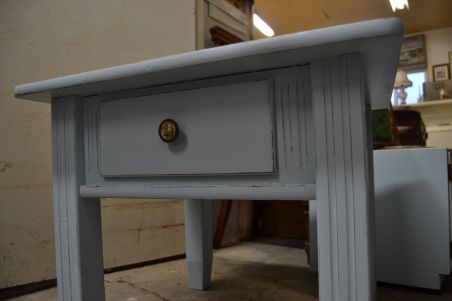 (L-554) Helesinine sahtliga laud (L-554) Helesinine sahtliga laud