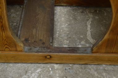 (L-557) Vana puidust koolipink