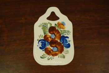 (n-3442) Lilleline lõikelaud-kuumaalus 2