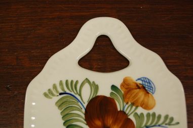 (n-3442) Lilleline lõikelaud-kuumaalus