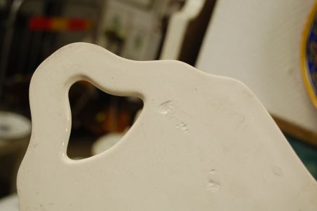 (n-3442) Lilleline lõikelaud-kuumaalus