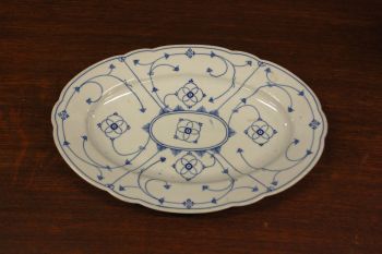 (n-3420) Õlelillemustriga ovaalne vaagen