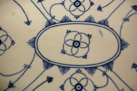 (n-3420) Õlelillemustriga ovaalne vaagen (n-3420) Õlelillemustriga ovaalne vaagen