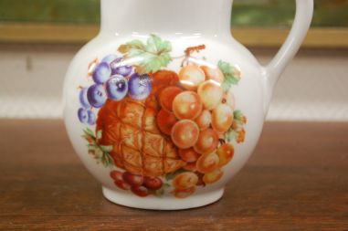 (n-4577)  Puuviljadega piimakann