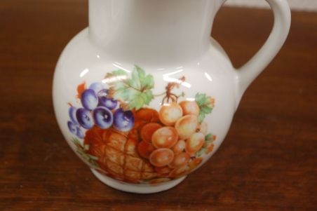 (n-4577)  Puuviljadega piimakann