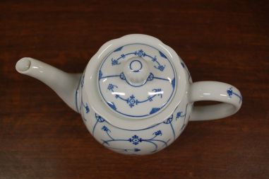 (n-6459) bavaria õlelillemustriga kann