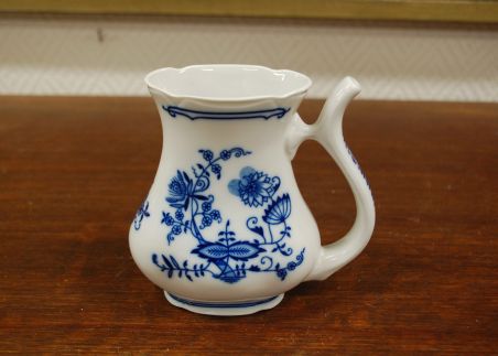 (n-2942) Leander 1946, RGK, China of Boheme Karlsbader, sibulamustriga eriline mineraalveekruus