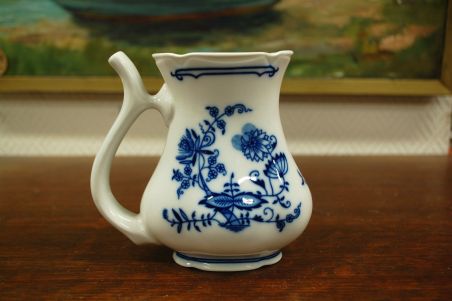 (n-2942) Leander 1946, RGK, China of Boheme Karlsbader, sibulamustriga eriline mineraalveekruus