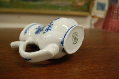 (n-2942) Leander 1946, RGK, China of Boheme Karlsbader, sibulamustriga eriline mineraalveekruus