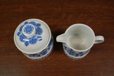 (n-3043/3) Melitta ovaalne suhkrutoos ja koorekann