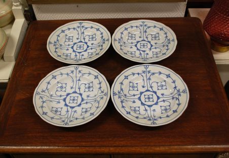 (n-3047/2) Bavaria Winterling õlelillemustriga supi-pastataldrikud, 4tk (n-3047/2) Bavaria Winterling õlelillemustriga supi-pastataldrikud, 4tk