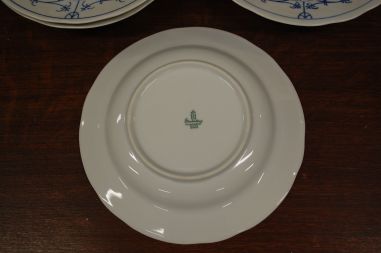 (n-3047/2) Bavaria Winterling õlelillemustriga supi-pastataldrikud, 4tk