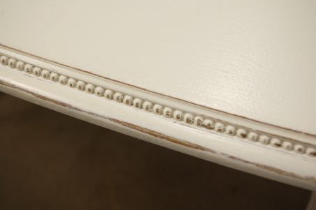 (L-569) Valge suurem ovvalne diivanilaud (L-569) Valge suurem ovvalne diivanilaud