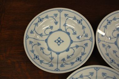 (n-6516/3) Jäger Eisenberg, Original Blau Saks, õlelillemustriga supi-pastataldrikud, 3tk