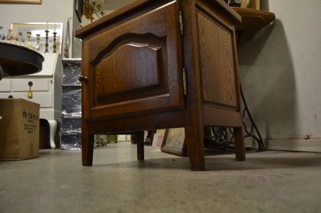 (n-6522) Väiksem kummut, öökapp (n-6522) Väiksem kummut, öökapp