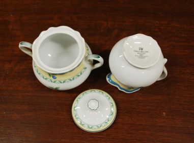 (n-6525/5) Heinrich Winterling Marktleuthen, puuviljadega suhkrutoos ja koorekann komplektis