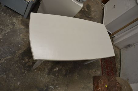 (L-575) Valge suurem diivanilaud (L-575) Valge suurem diivanilaud