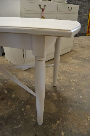 (L-575) Valge suurem diivanilaud