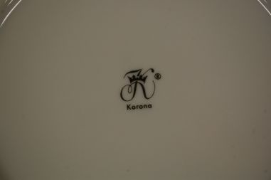 (n-6532/5) Korona Porzellan, sibulamustriga salatitaldrikud, 6tk